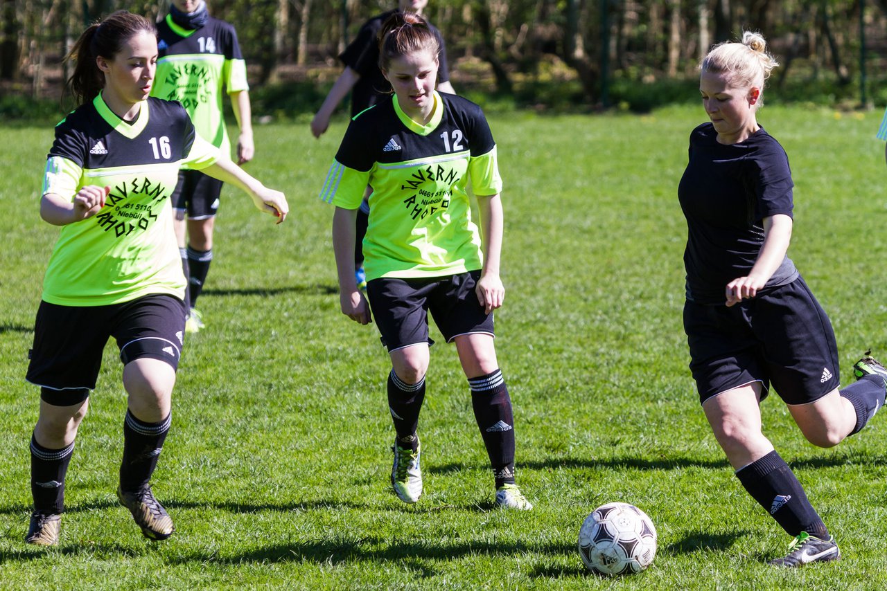 Bild 61 - Frauen SV Frisia 03 Risum Lindholm - Heider SV : Ergebnis: 8:0